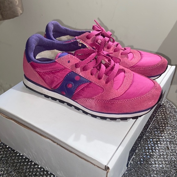 Saucony Shoes - Saucony Jazz Low Pro womens sneakers size 7.5